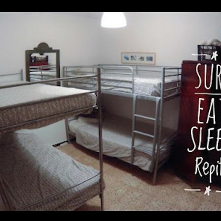 Surf House Famara Yokomosurf Hostel Ngoại thất bức ảnh